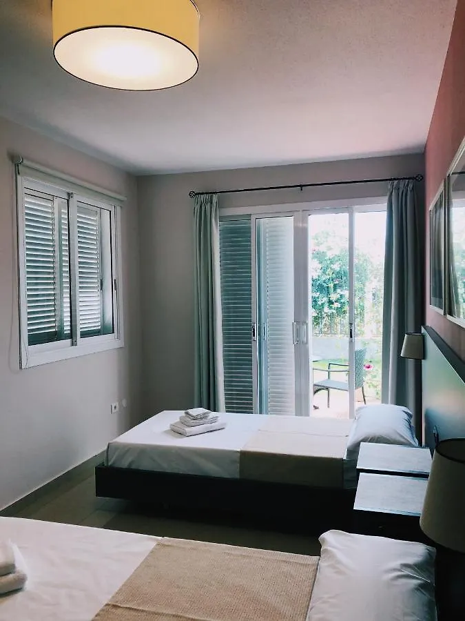 Villa 8 Islas Коста-дель-Силенцио Отель